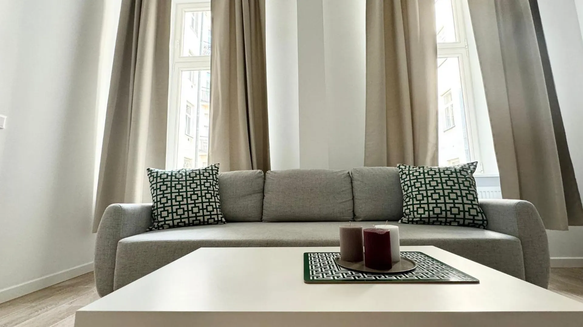 Luxury Design Apartments - Poznanska Warsaw City Center