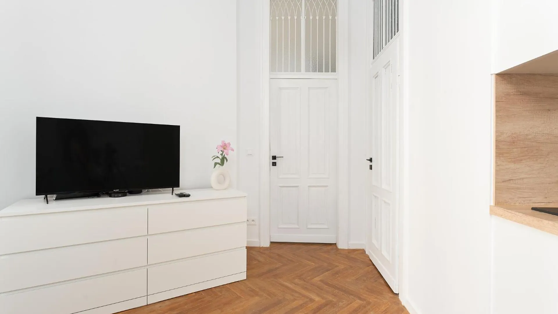 Luxury Design Apartments - Poznanska Warsaw City Center